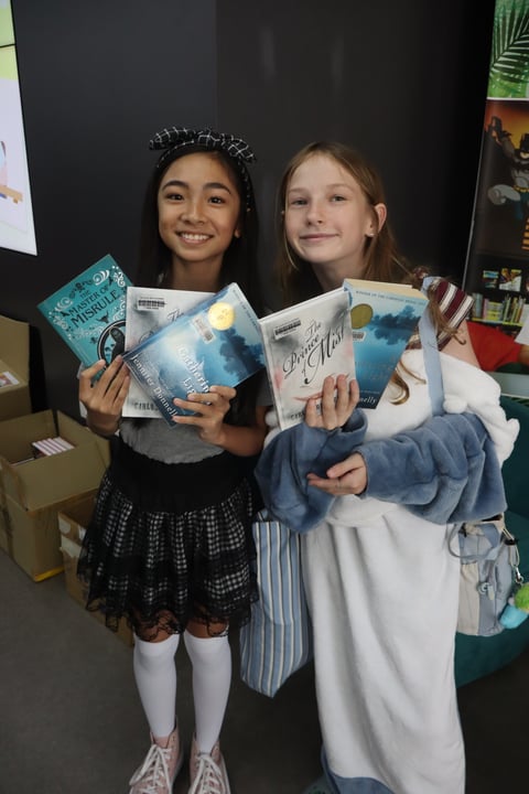 Building a Love of Reading at Home: Supporting Your Secondary Child’s Reading Journey